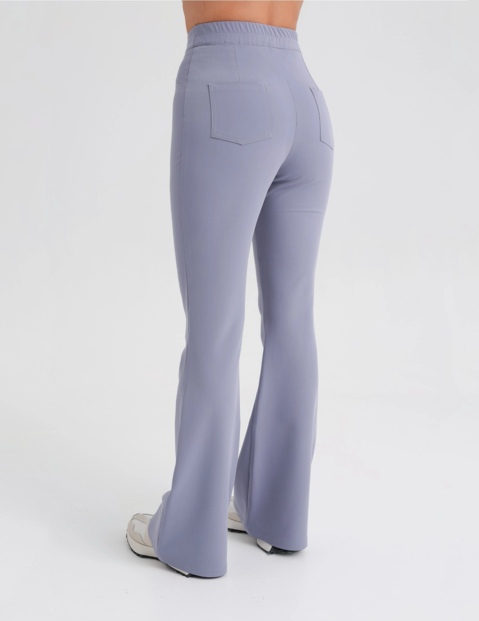 Pantaloni Medici Donna Flare – MILKY LAVENDER